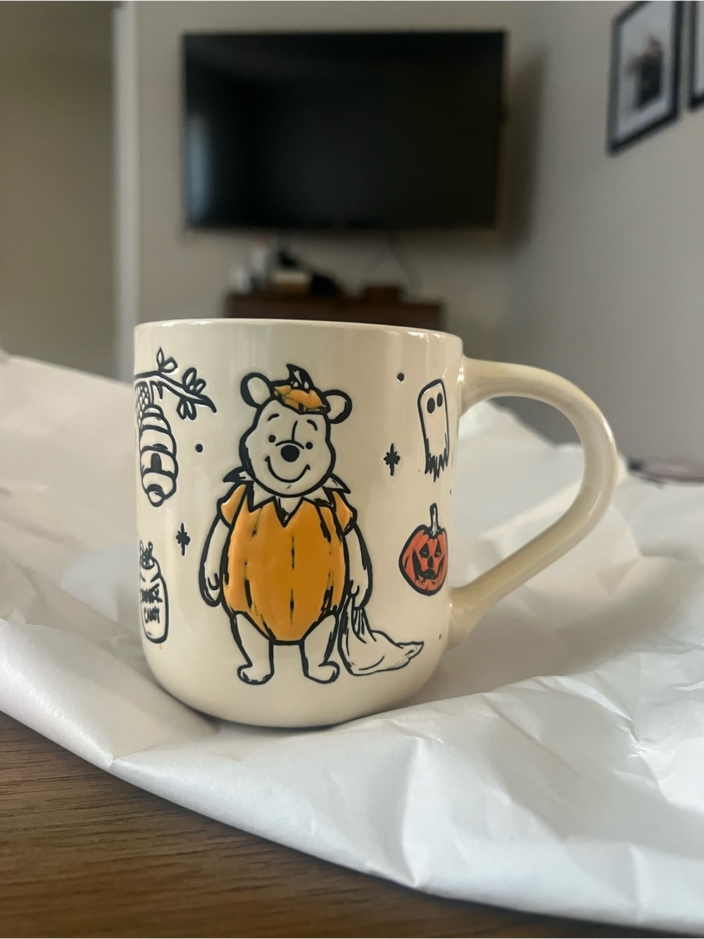 Cream Halloween Winnie-the-Pooh Pumpkin Mug